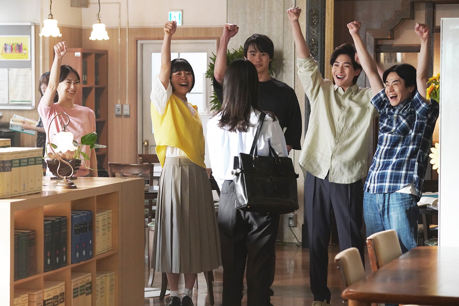 北川景子、河村花、前田拳太郎、高橋文哉、前田旺志郎、南沙良／「女神の教室」第7話（C）フジテレビ