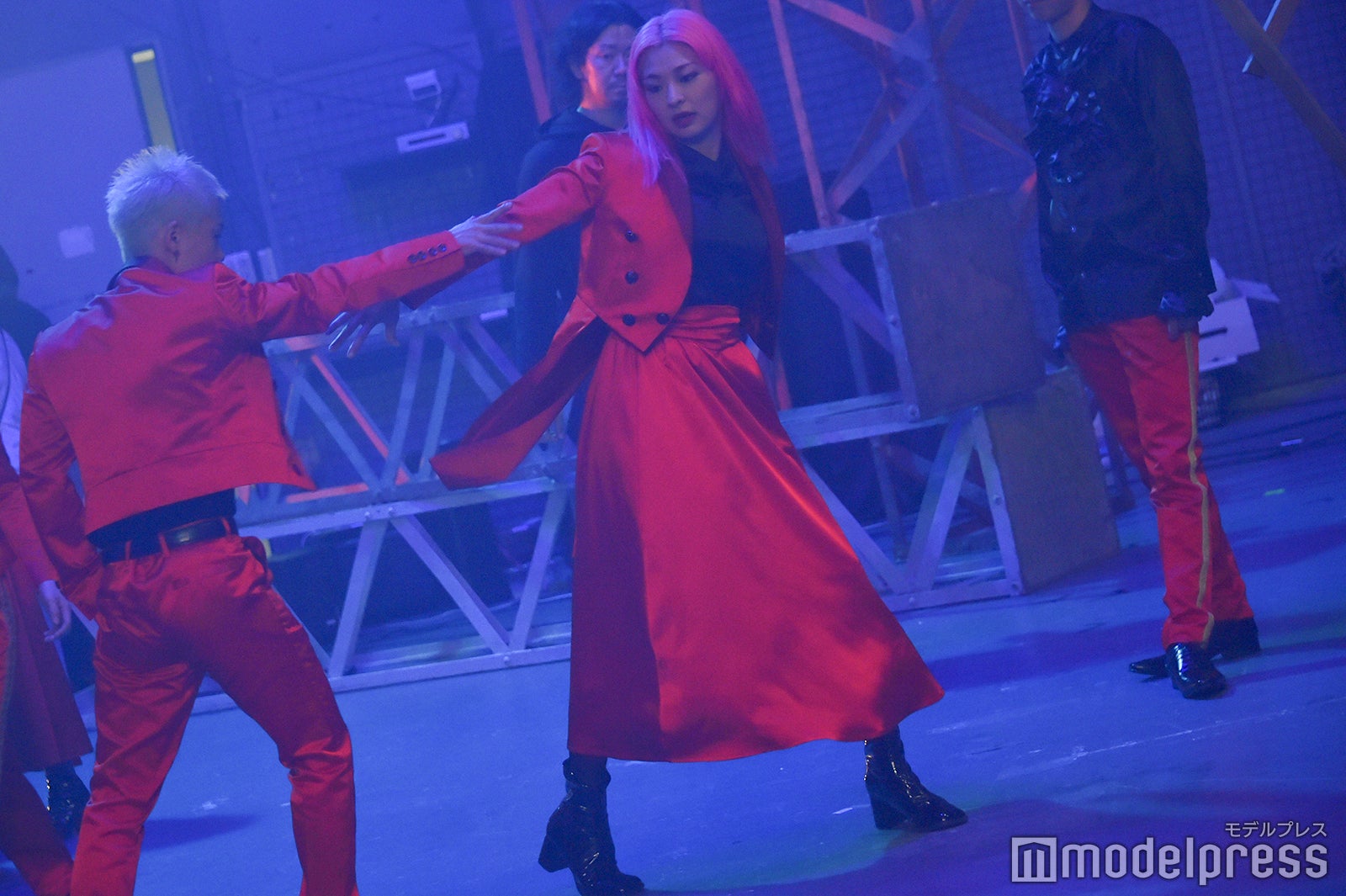 SHUHO、A-NON／吉本坂46RED「君の唇を離さない」MV撮影風景（C）モデルプレス