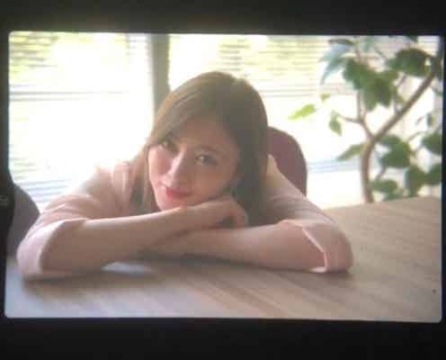 乃木坂46白石麻衣のオフ動画「エモすぎ」「ファインダーごしの女神」と絶賛の声