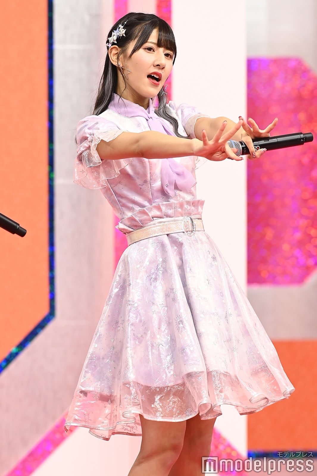 ＝LOVE（C）モデルプレス