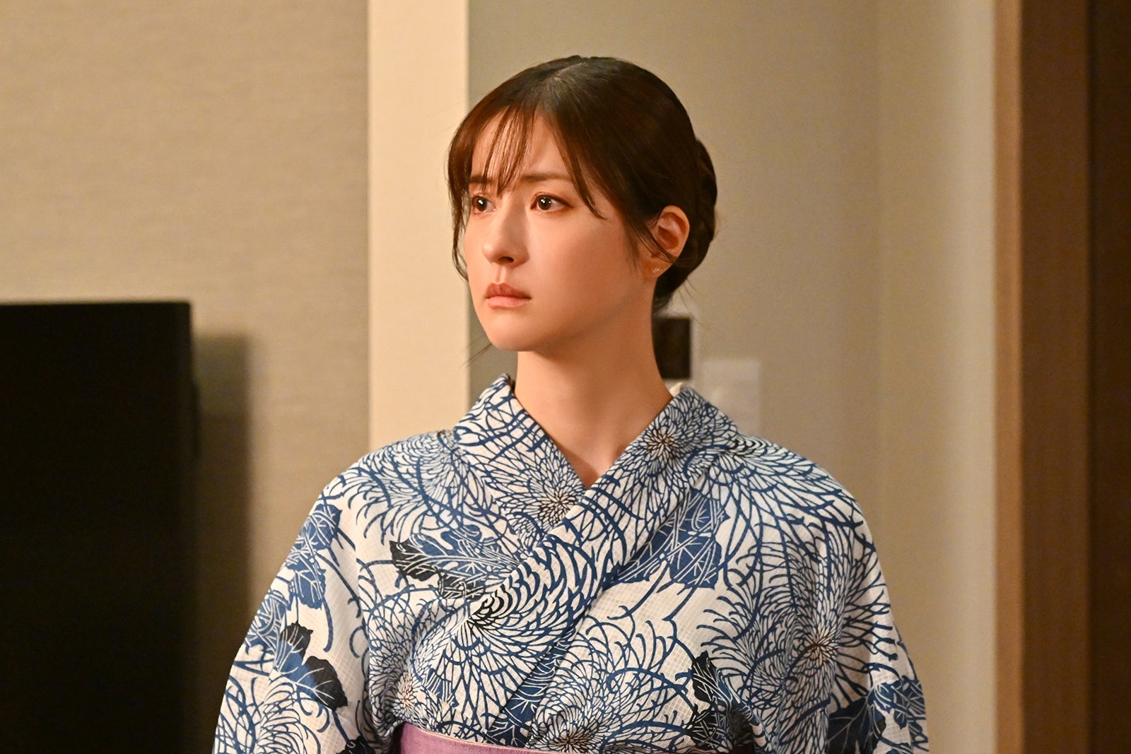 松本若菜「西園寺さんは家事をしない」第8話より（C）TBS