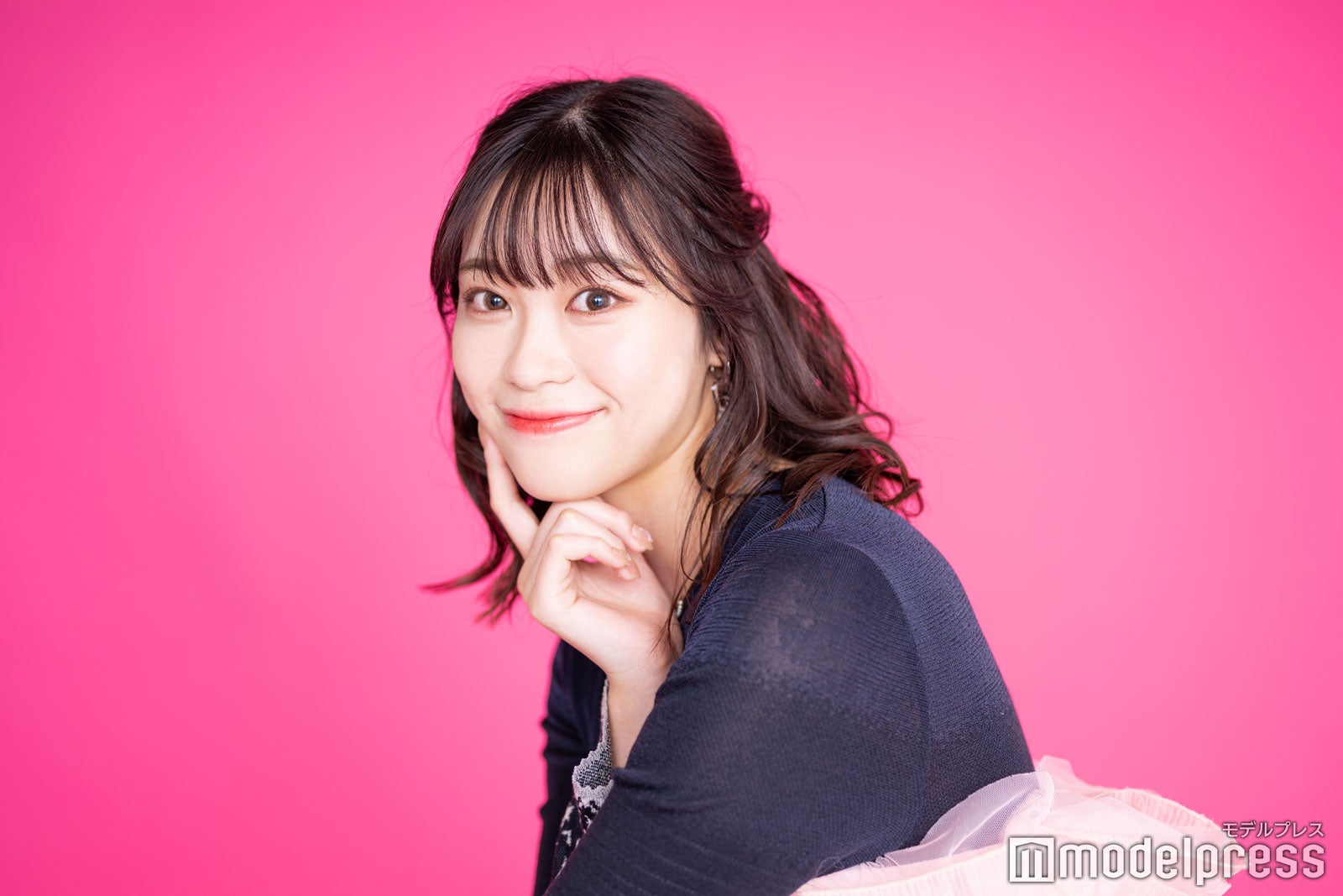 朱音（C）モデルプレス／全てスタイリスト私物
