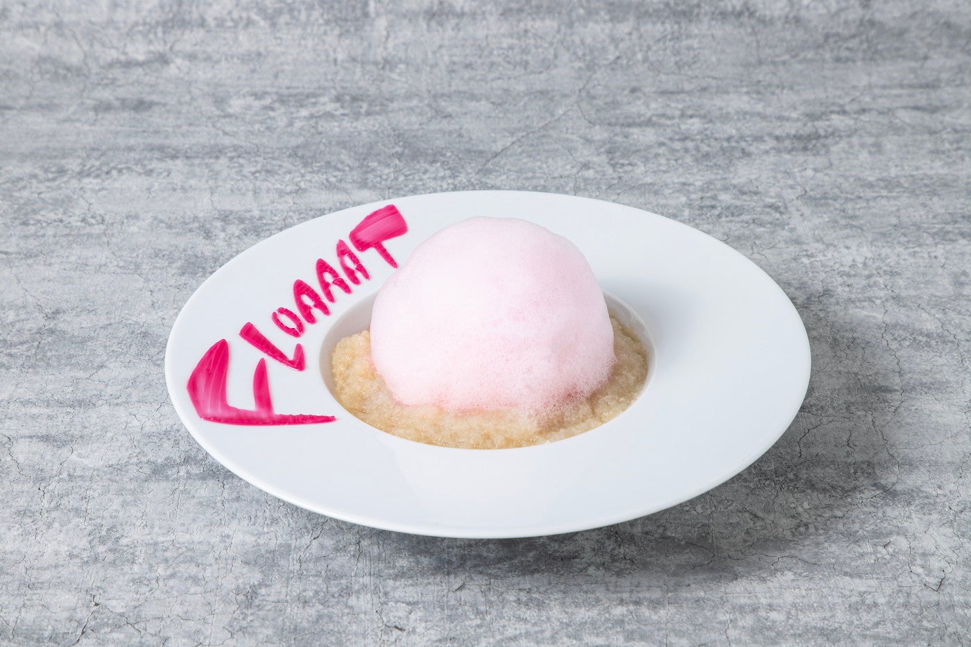 麗日お茶子の FLOAAAT 冷製みぞれ麺1,790円（税込）（C）堀越耕平／集英社