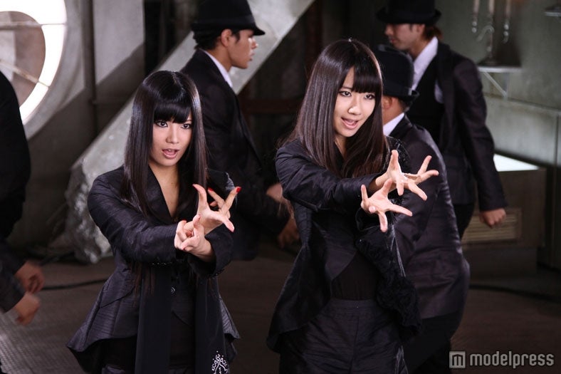 AKB48柏木由紀・倉持明日香、クール×セクシーなダンスナンバーに初挑戦