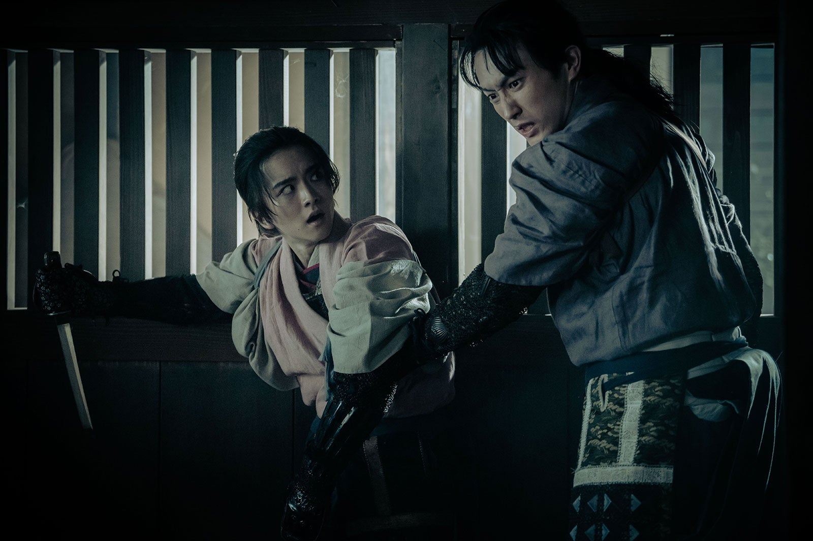 板垣李光人、杉野遥亮（C）NHK