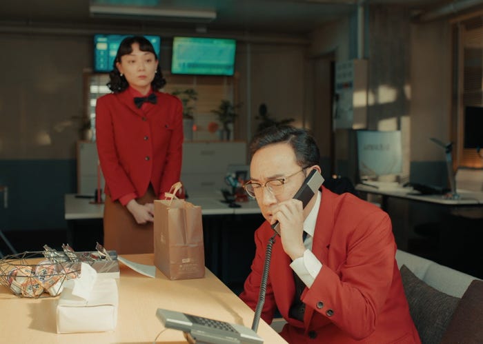 角田晃広「ホットスポット」(C)日本テレビ