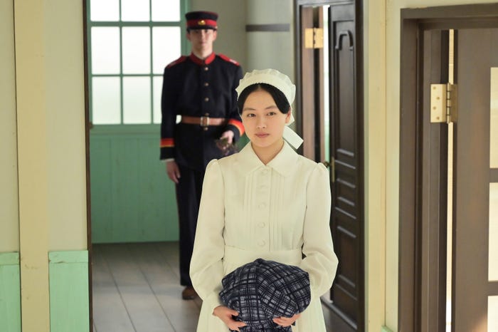 甲斐翔真、上坂樹里「風、薫る」第65話(C)NHK