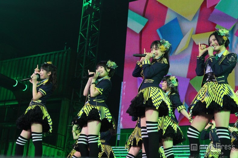 AKB48 2013真夏のドームツアー～まだまだ、やらなきゃいけないことがある～」大阪公演2日目より（C）AKS