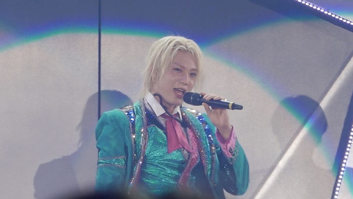 佐藤龍我(C)Storm Labels Inc.