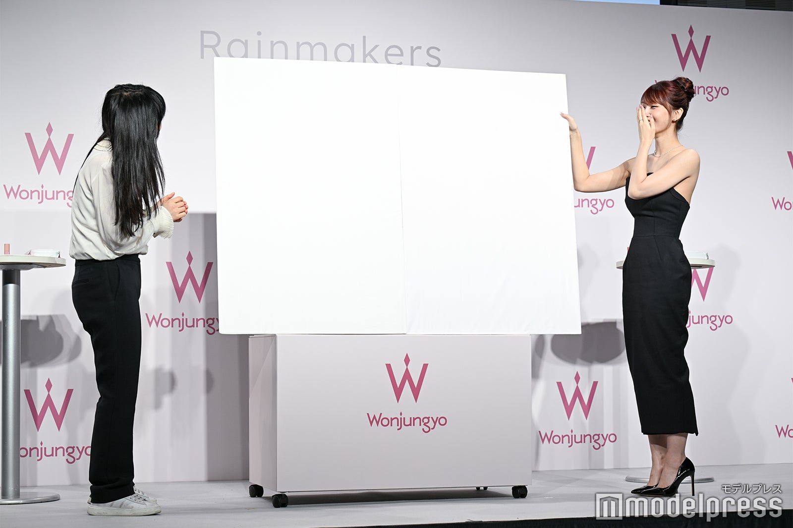 ウォン・ジョンヨ氏、モモ（C）モデルプレス