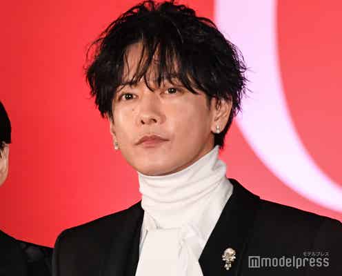 佐藤健、ファンに接近&サインで会場混乱「押しつぶされてないですか?」気遣い光る【はたらく細胞】