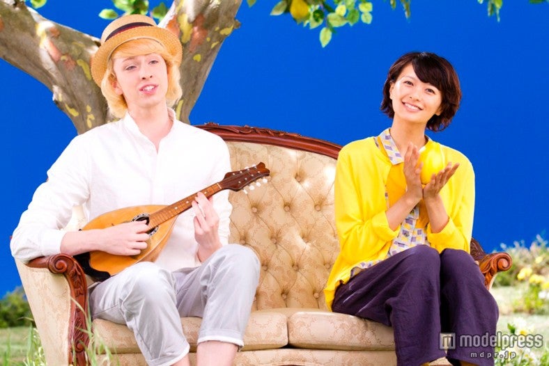 ニコラス・エドワーズ、榮倉奈々