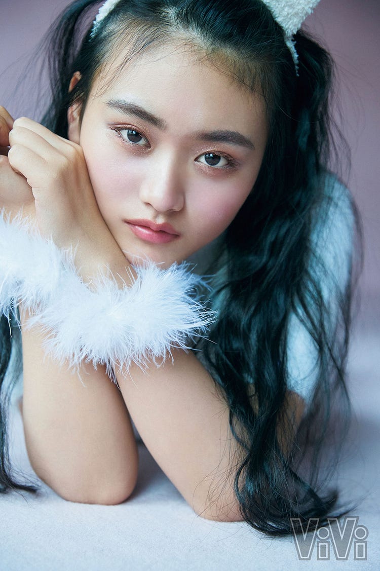 山崎天　顔抜き 画像1/5) 櫻坂46山崎天、猫っぽメイクで3つの“にゃんにゃん顔”披露 - モデルプレス
