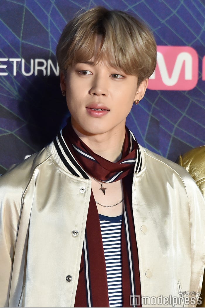 Btsジミン 黒髪にイメチェン レインボーヘアからの変貌に反響 圧倒的美 モデルプレス Btsジミン 黒髪にイメチェン レインボーヘアからの変貌に反響 圧倒的美 モデルプレス
