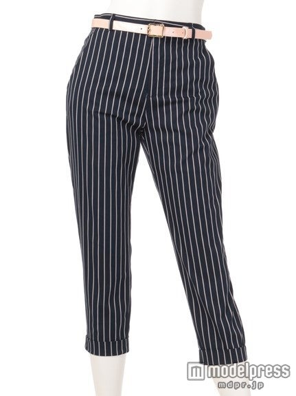 細ベルト付きストライプクロップトパンツ「31 Sons de mode」9,612円(税込)