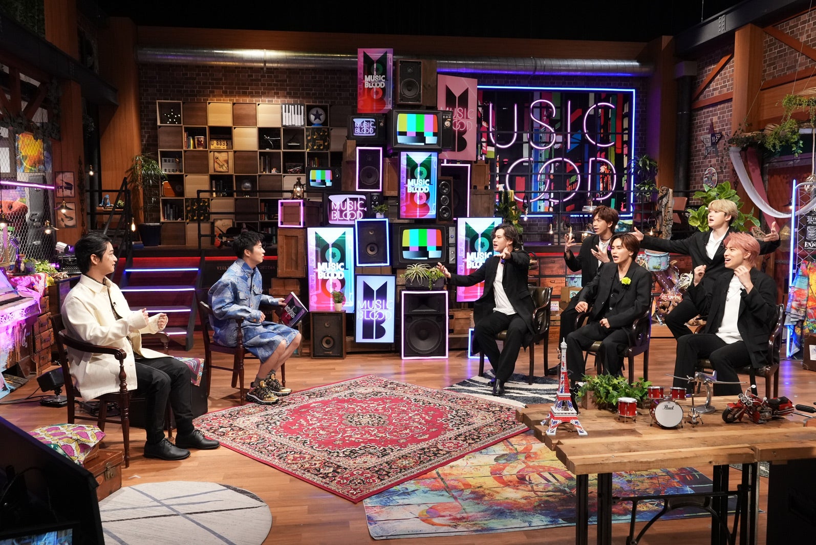 千葉雄大、田中圭、超特急（C）日本テレビ