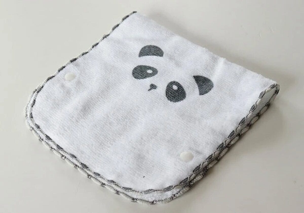 ダイソー カブセルハンカチ パンダ ダイソー カブセルハンカチ パンダ