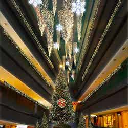 吹抜け大階段※イメージ/画像提供:森ビル【モデルプレス】