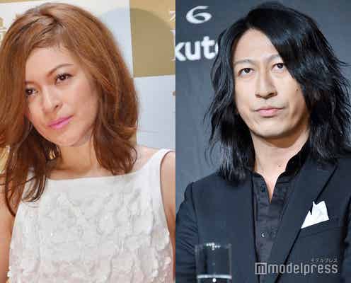 GLAY・TAKURO&岩堀せり夫妻、抱きつき2ショット公開 「幸せが溢れてる」「絵になる」と羨望の声