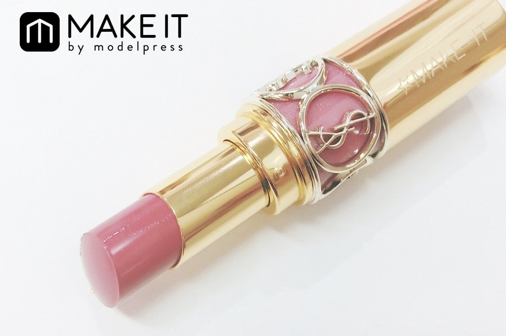 イヴ・サンローラン／ルージュ ヴォリュプテ シャイン／47 ベージュブラウス／4,100円（税抜） (C)メイクイット