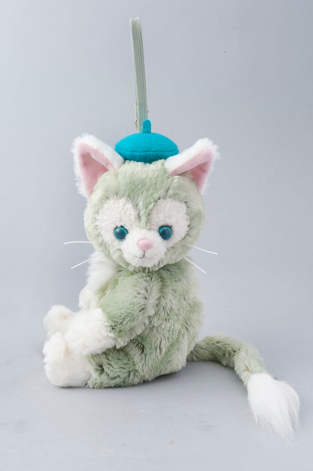 ポーチ2,700円（C）Disney