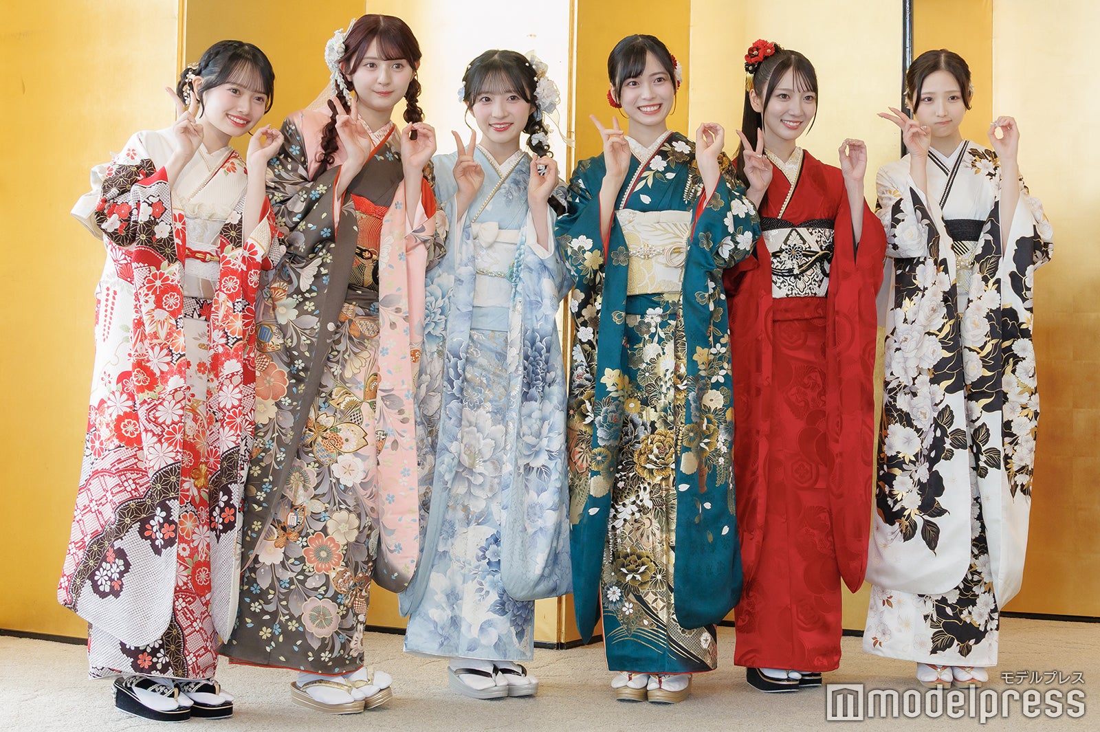 花田藍衣、久保姫菜乃、秋山由奈、新井彩永、工藤華純、迫由芽実（C）モデルプレス