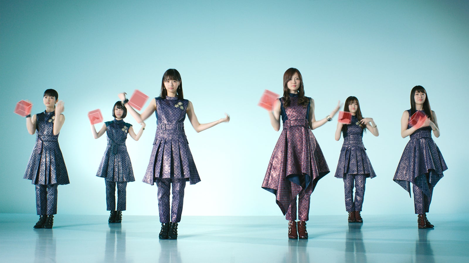 乃木坂46・CMカット「アプリダンス」編／提供写真