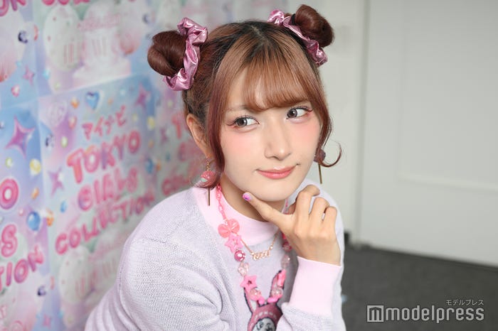 しなこ(C)モデルプレス