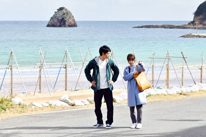 岡田健史、有村架純/「中学聖日記」第9話より(C)TBS