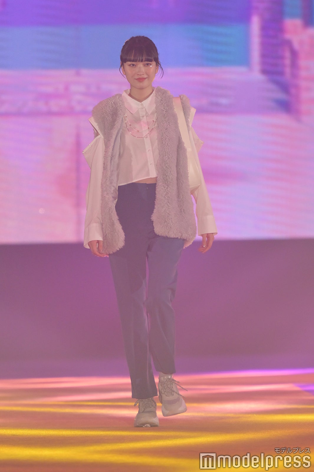 （C）モデルプレス