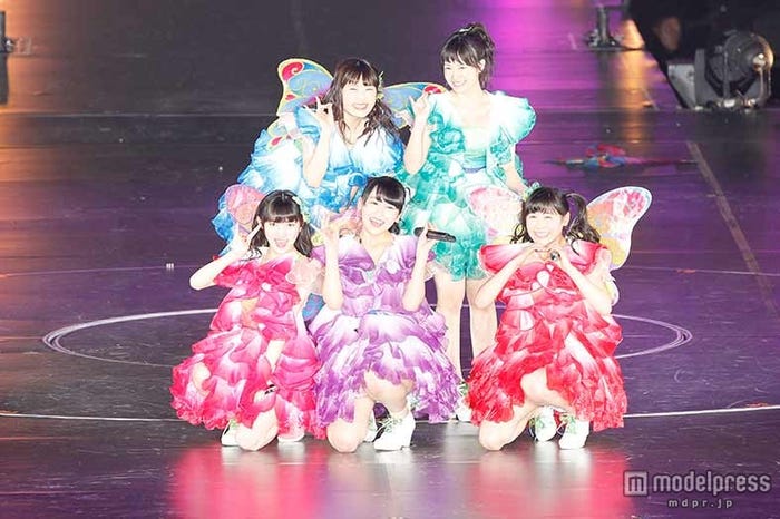 「AKB48ヤングメンバー全国ツアー~未来は今から作られる~」初日公演の様子(C)AKS