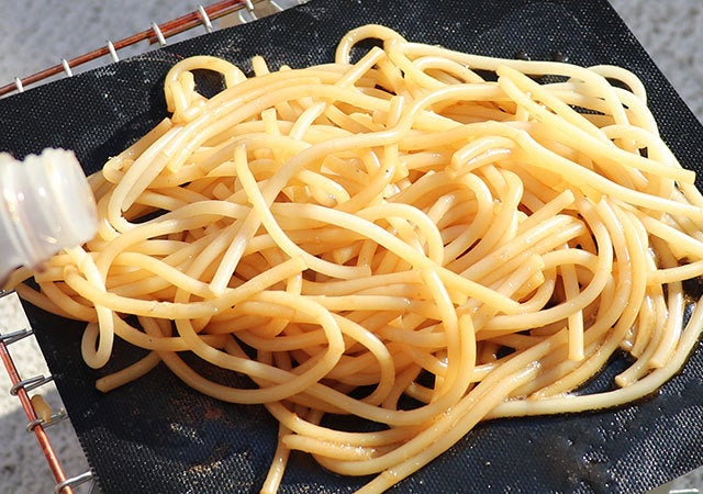 バーベキュー便利シート　ダイソー　麺