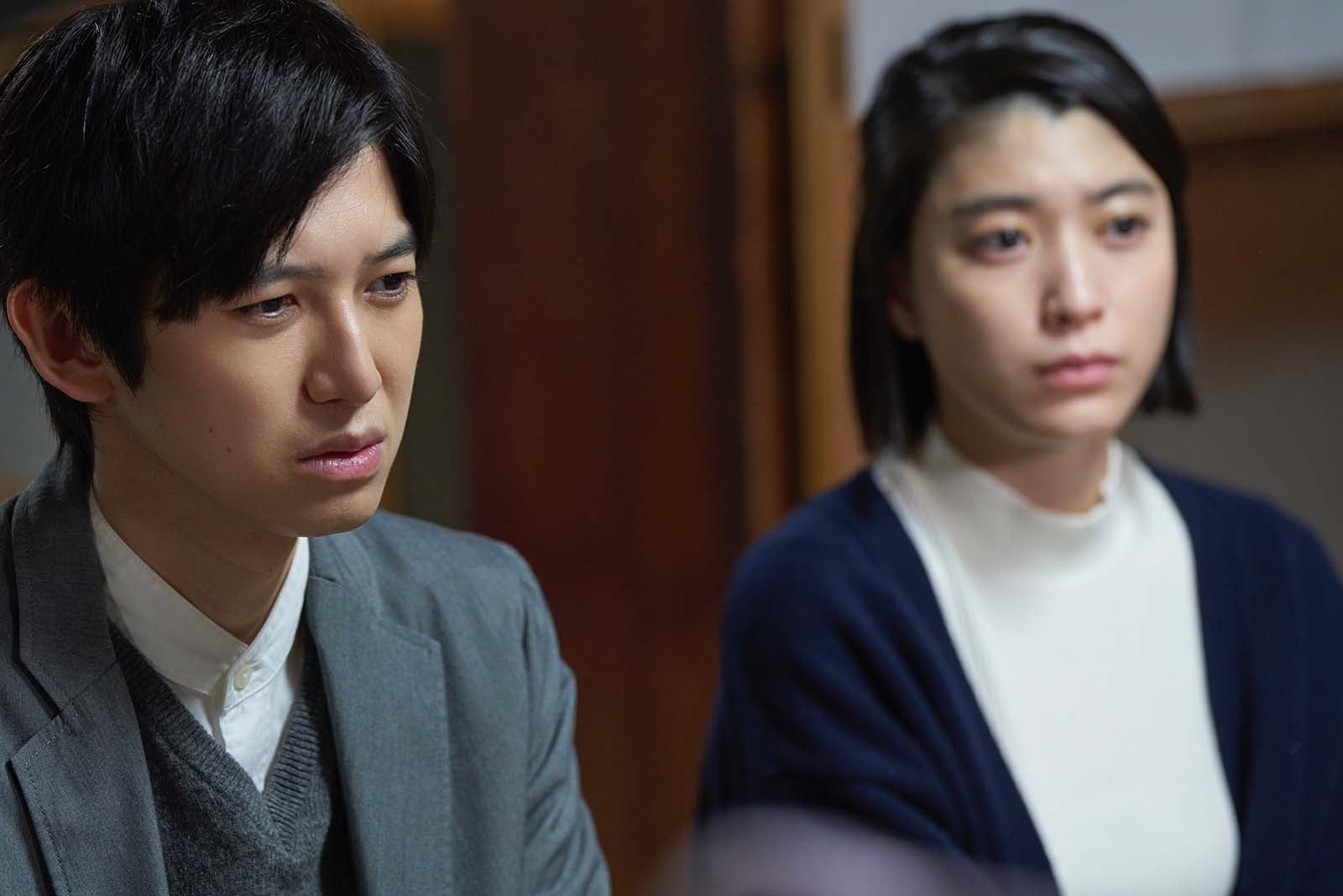 本郷奏多、成海璃子「アイのない恋人たち」最終話より（C）ABCテレビ