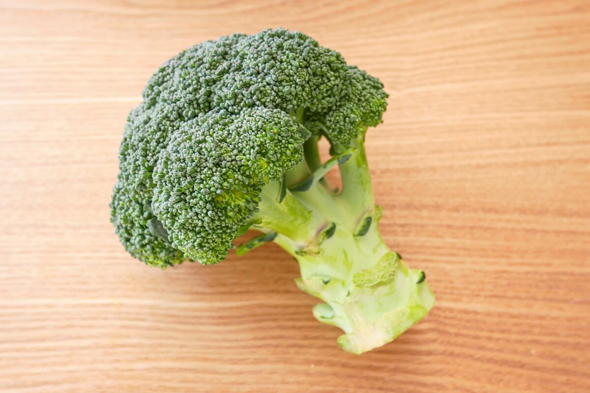 例年より安いブロッコリー、美味しいものの「見分け方」は？ 新鮮なものは“色に注目”