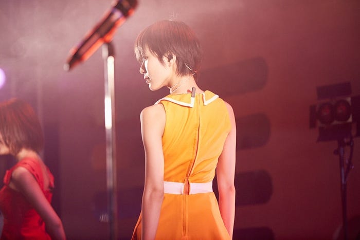 小林れい (画像提供:ソニー・ミュージックレーベルズ)