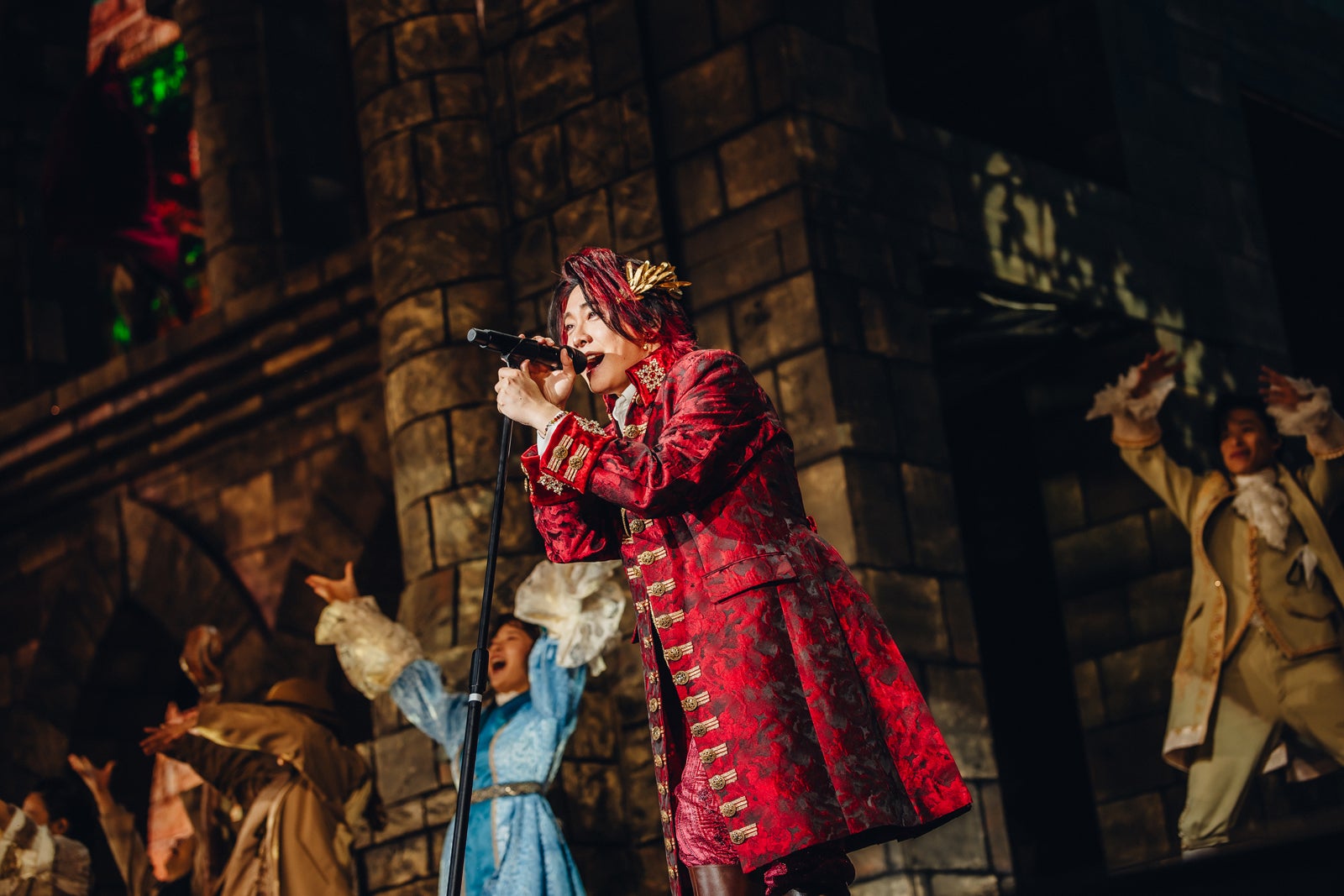 Mrs. GREEN APPLE（C）Jordan Munns