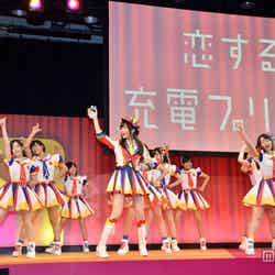 「恋する充電プリウス ～恋するフォーチュンクッキー2～」を披露した指原莉乃 with AKB48 Team8