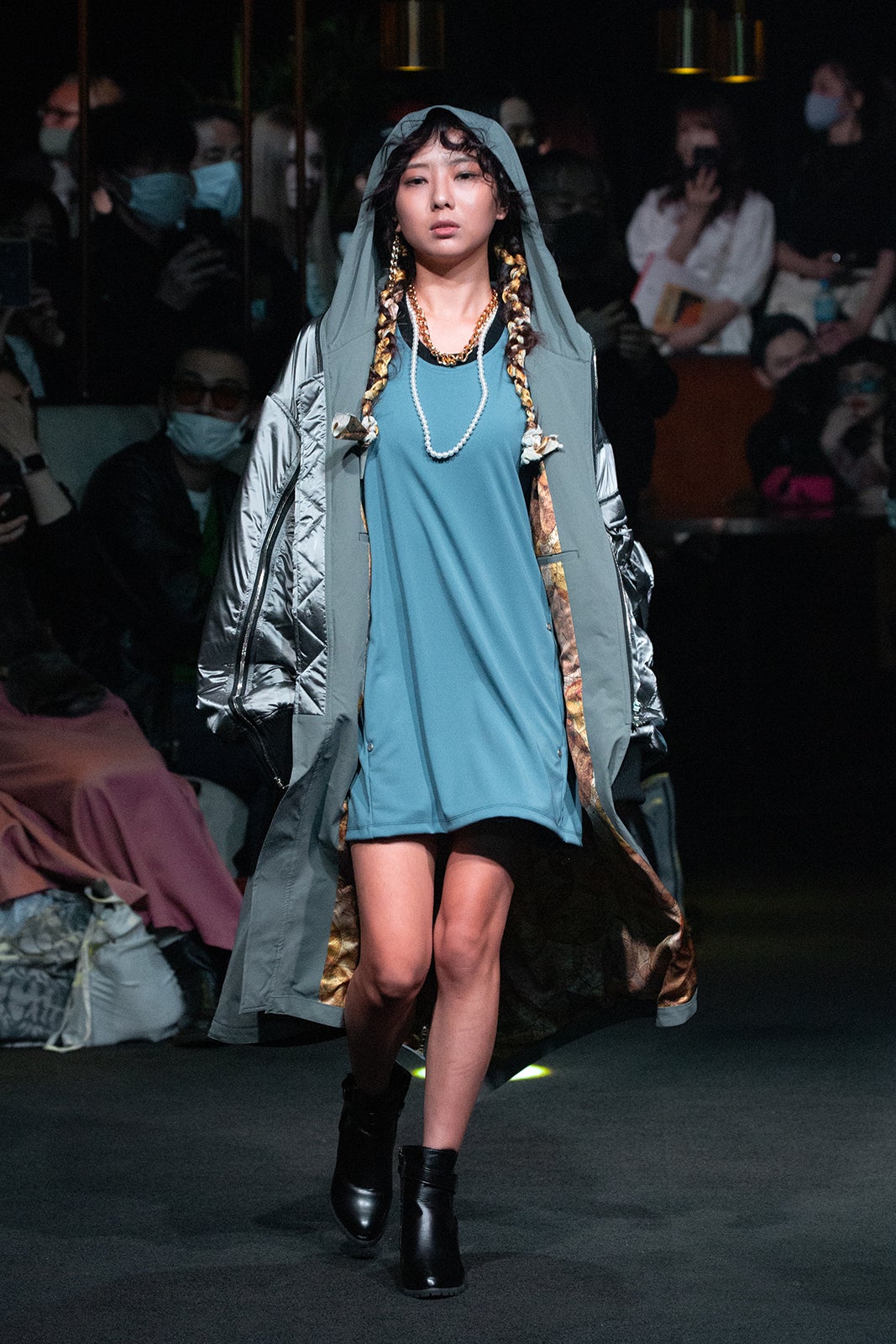 ランウェイショーの様子（提供写真）