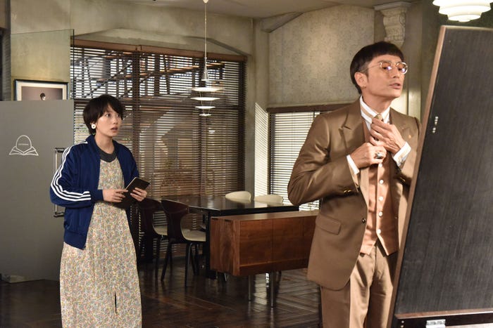 波瑠・伊勢谷友介/「サバイバル・ウェディング」第2話より(C)日本テレビ