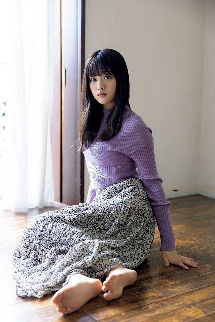 原田葵/誌面カット(提供写真)