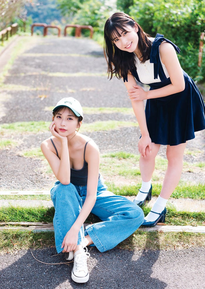 牧野真莉愛、北川莉央(C)HIROKAZU/集英社