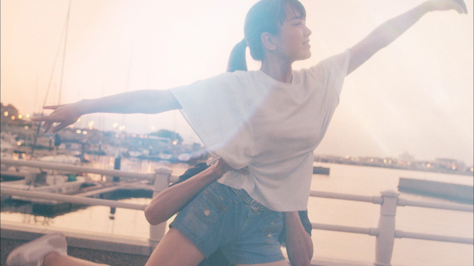 登美丘高校ダンス部元キャプテン伊原六花、人力無重力ダンス披露 “お嬢さん”役で登場