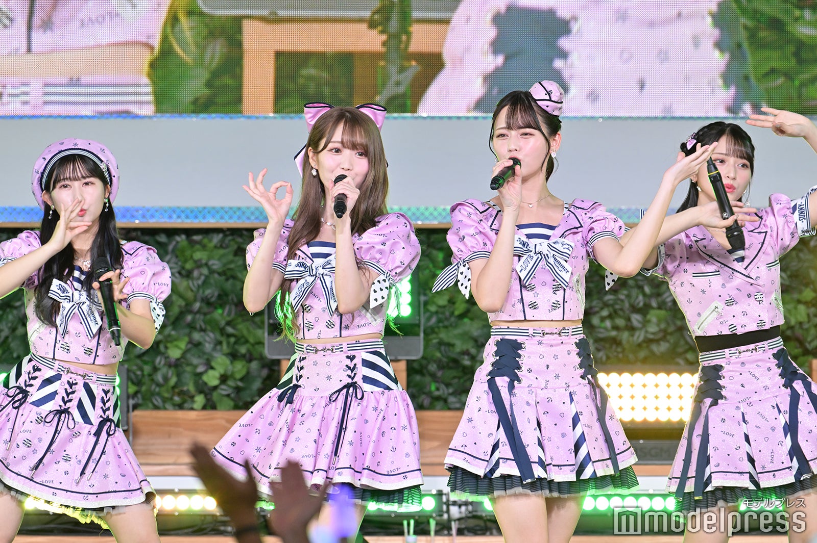 ＝LOVE（C）モデルプレス