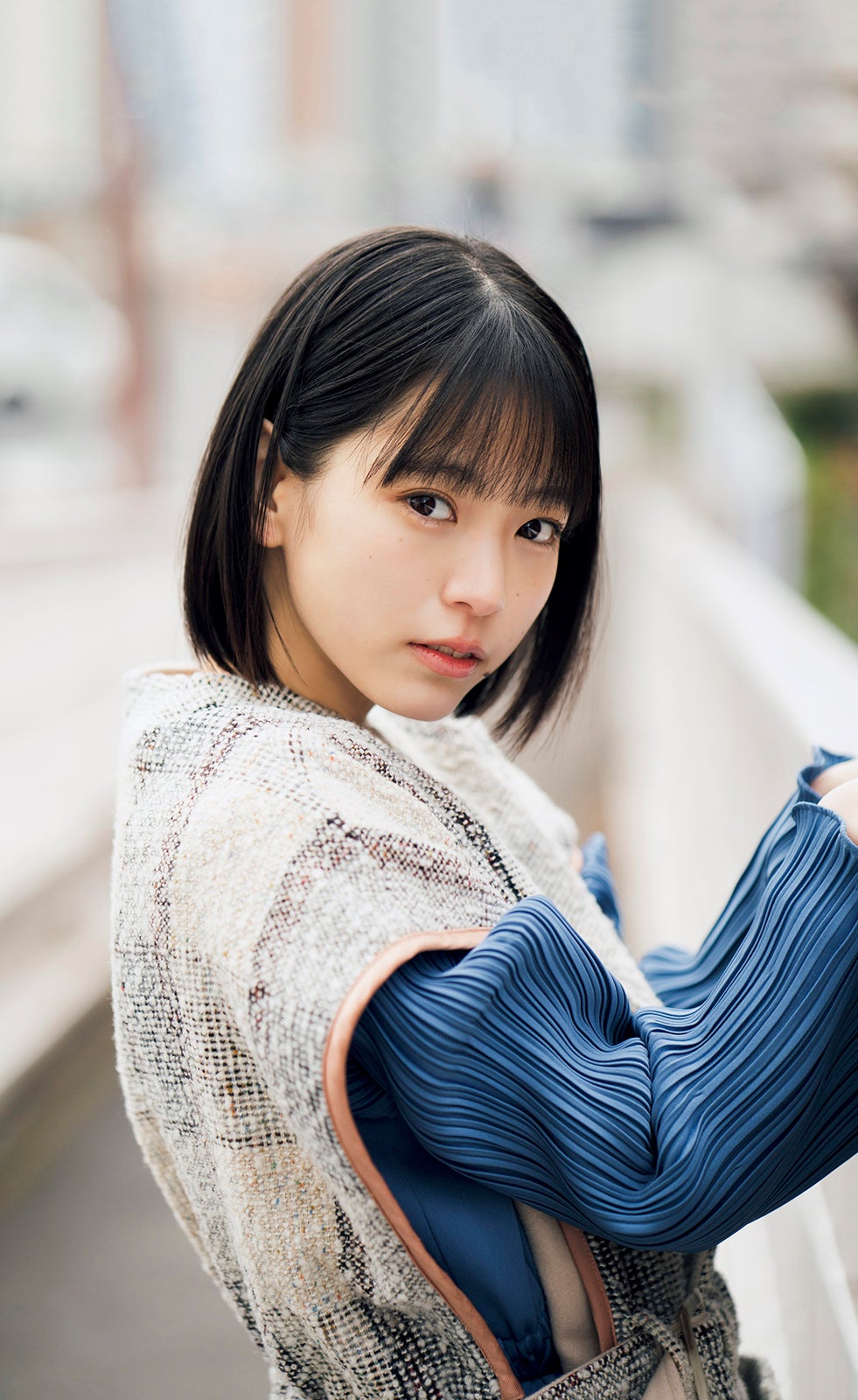 中井友望（C）YOROKOBI、光文社