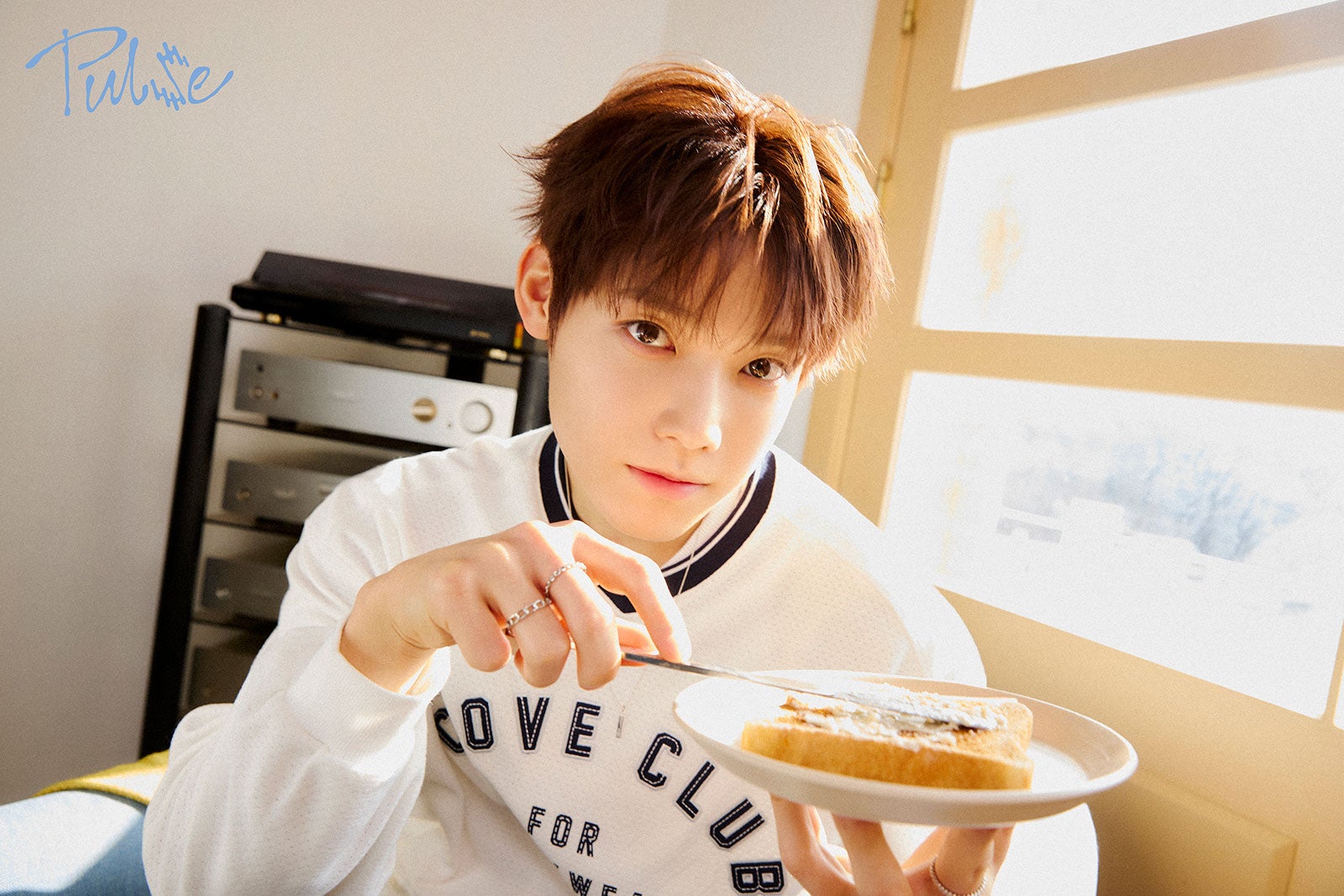 INI、新ビジュで世界観一変 “青春”体現した姿にファン歓喜「過去イチの透明感」「ギャップ」【PULSE】