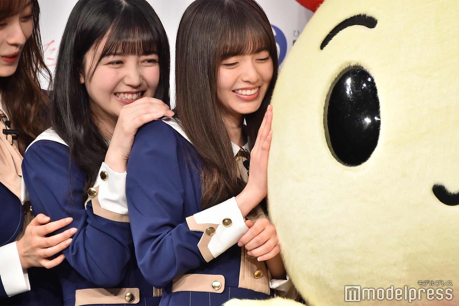 梅澤美波、久保史緒里、齋藤飛鳥 （C）モデルプレス