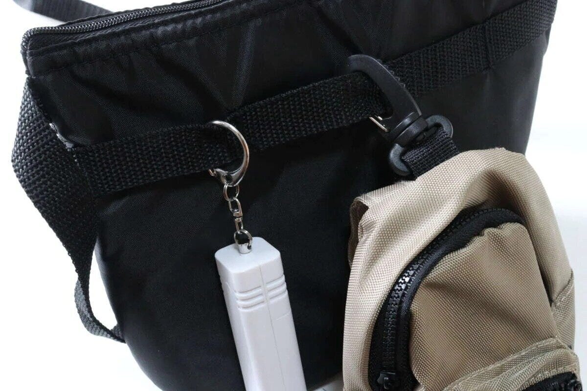 ダイソー ポケット付ショルダーバッグ(内側アルミシート付、ブラック) ベルト ダイソー ポケット付ショルダーバッグ(内側アルミシート付、ブラック) ベルト