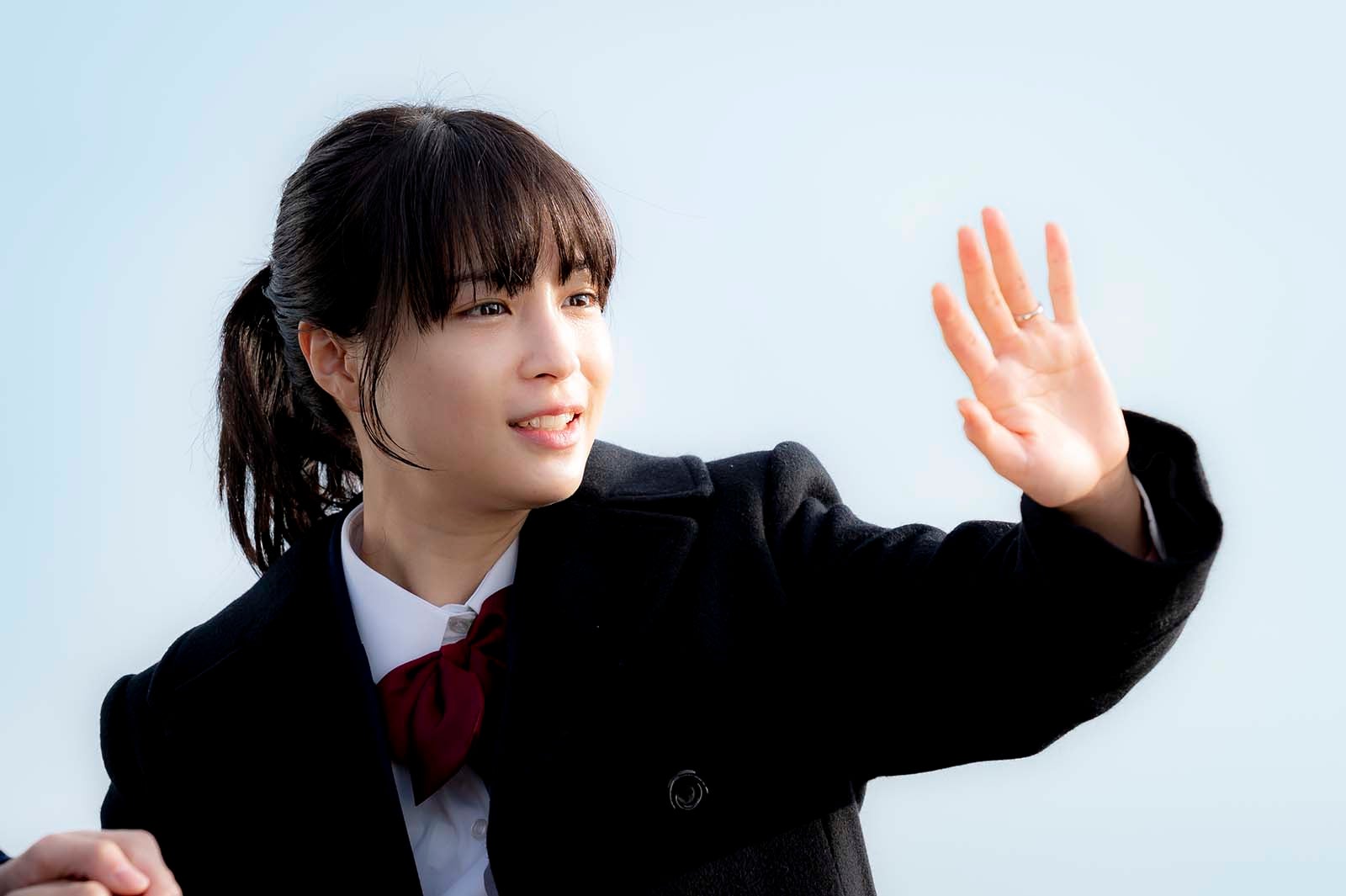 広瀬すず／「夕暮れに、手をつなぐ」第1話より（C）TBS