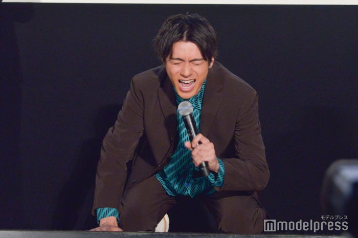 山田裕貴「お願いします!」 (C)モデルプレス