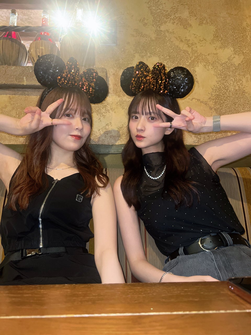 佐藤璃果、金川紗耶／金川紗耶ブログより